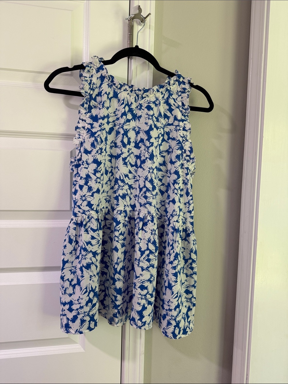 Staccato Blue and White Floral Sleeveless Top